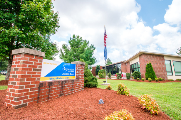 COLUMBIA, KY – SIGNATURE HEALTHCARE AT SUMMIT MANOR REHAB & WELLNESS