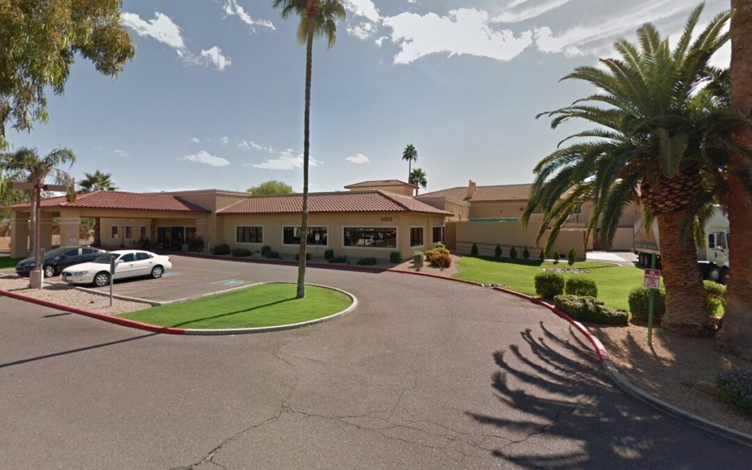 PHOENIZ, AZ-LIFE CARE CENTER OF PARADISE VALLEY